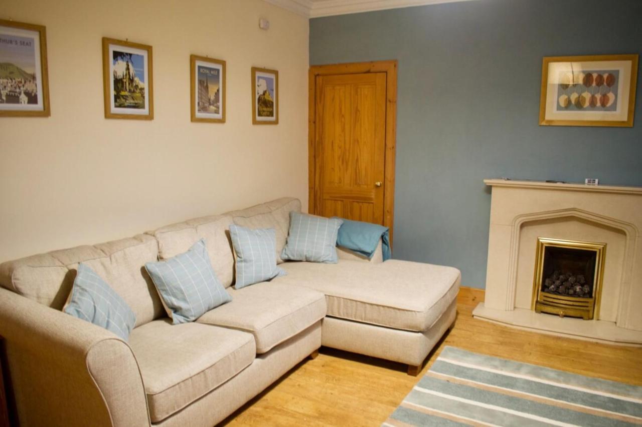 Newly Refurbed Home With Free Parking Edimburgo Esterno foto