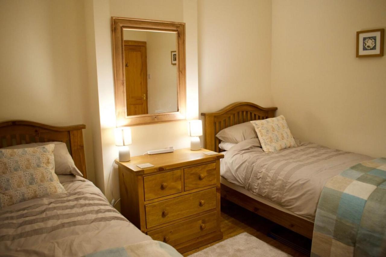 Newly Refurbed Home With Free Parking Edimburgo Esterno foto