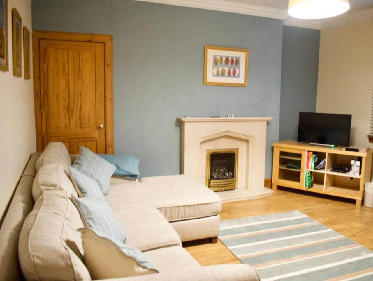 Newly Refurbed Home With Free Parking Edimburgo Esterno foto